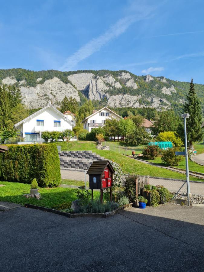 Dachwohnung In Welschenrohr Exteriör bild